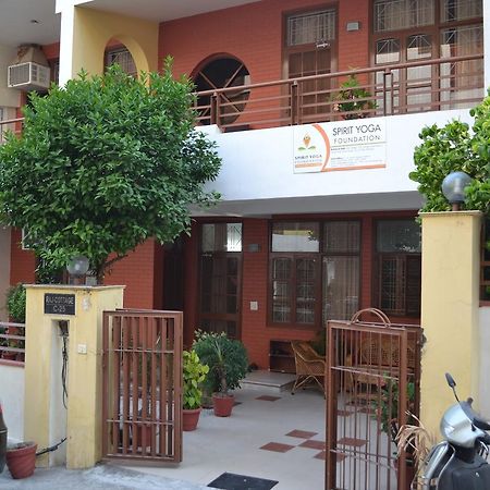 רישיקש Raj Cottage Ganga Vatika מראה חיצוני תמונה