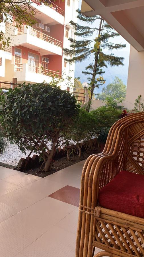 רישיקש Raj Cottage Ganga Vatika מראה חיצוני תמונה