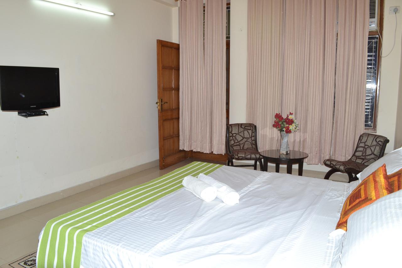 רישיקש Raj Cottage Ganga Vatika מראה חיצוני תמונה