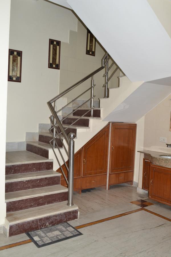 רישיקש Raj Cottage Ganga Vatika מראה חיצוני תמונה