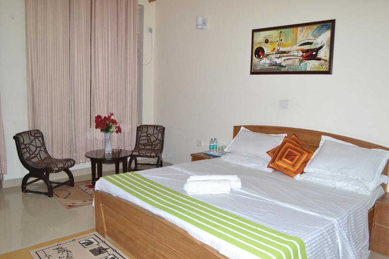 רישיקש Raj Cottage Ganga Vatika מראה חיצוני תמונה
