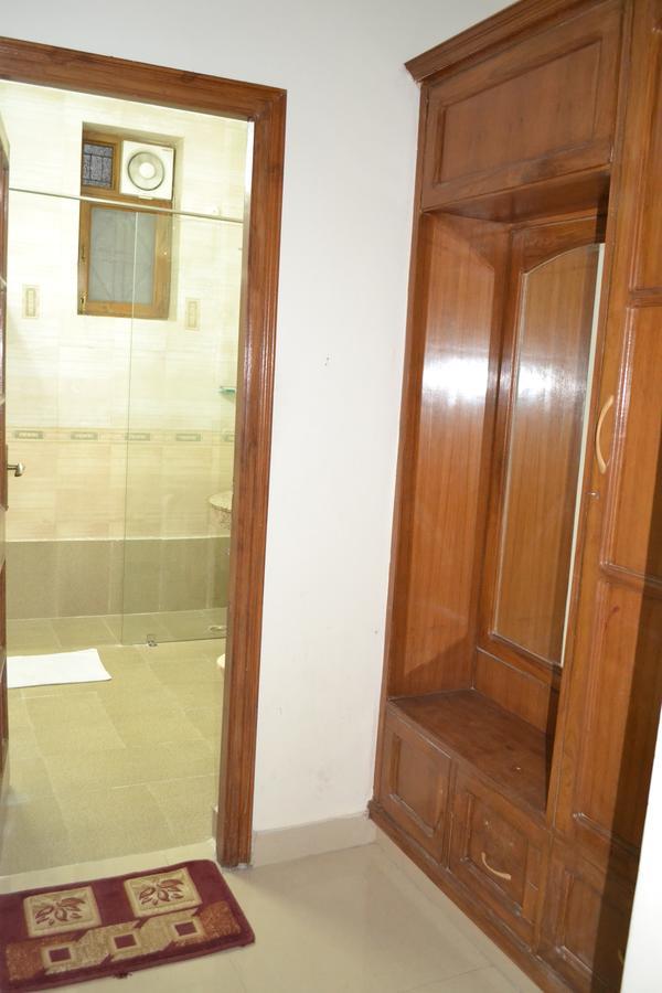 רישיקש Raj Cottage Ganga Vatika מראה חיצוני תמונה