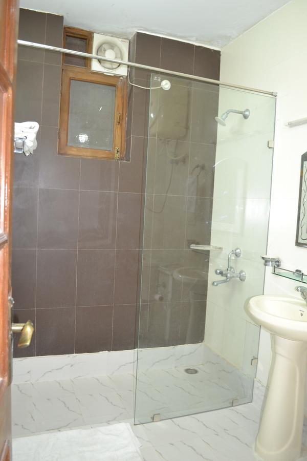 רישיקש Raj Cottage Ganga Vatika מראה חיצוני תמונה