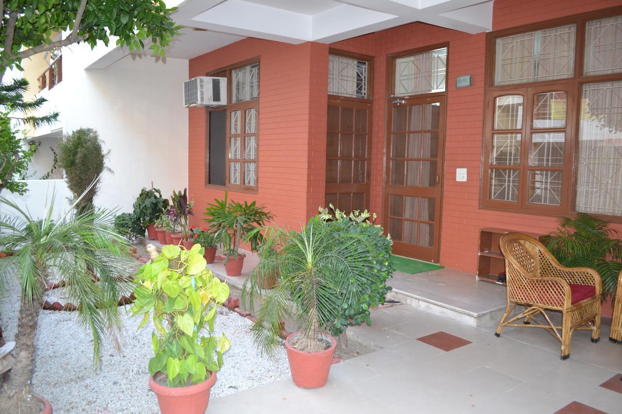 רישיקש Raj Cottage Ganga Vatika מראה חיצוני תמונה